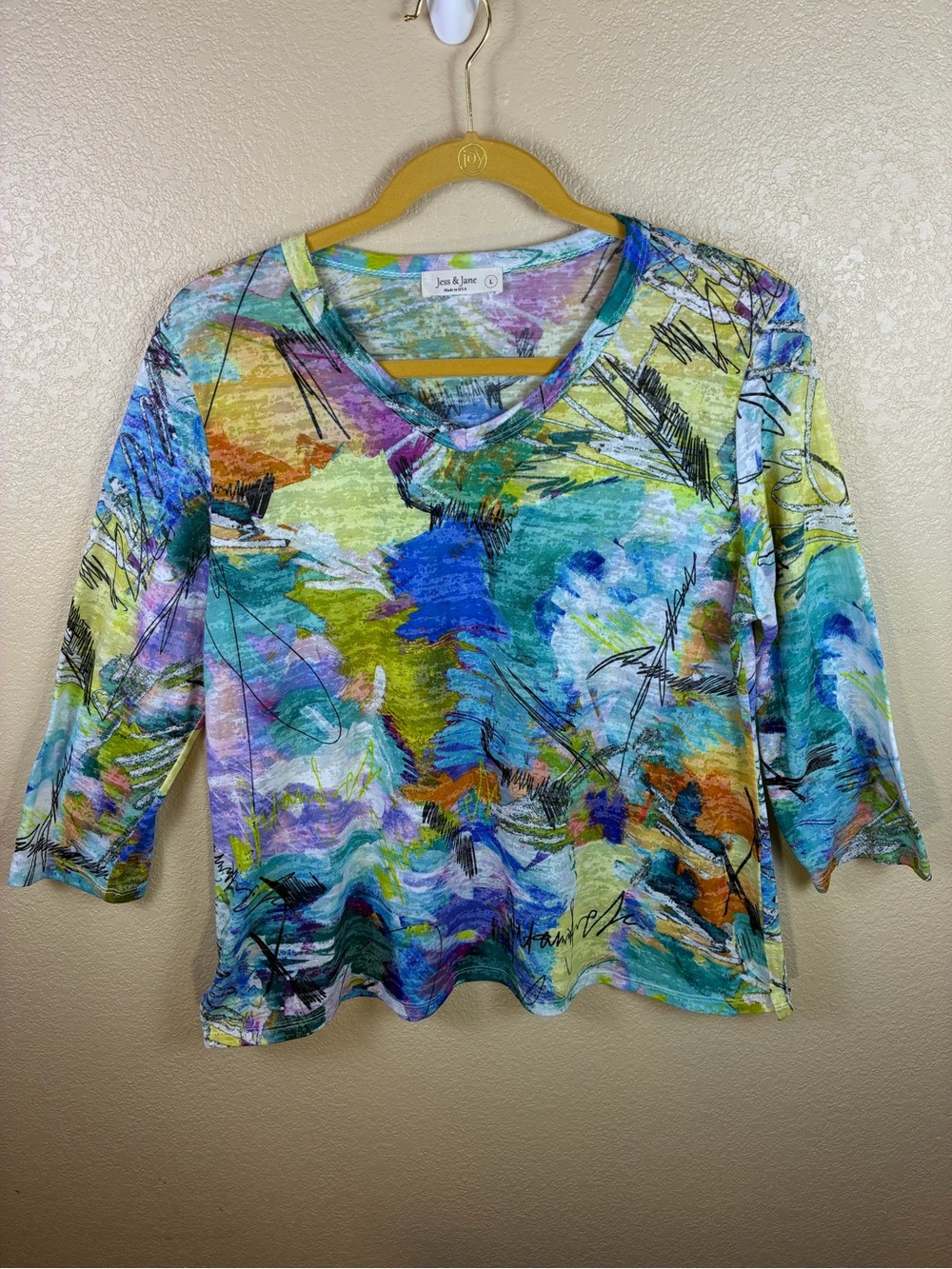 Jess & Jane Kelly Burnout Multicolor V-Neck Abstract Print 3/4 Sleeve Tee